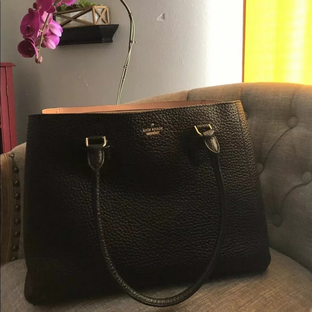 KATE SPADE NY CITYSCAPE CARTER ST SHAWNA Black